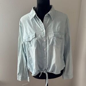Chico’s tie front crop Light Wash Blue Button-Up Shirt long sleeves Sz XL